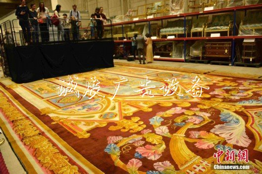 巴黎圣母院大火后學(xué)校宣傳欄幸存頂級(jí)文物展出