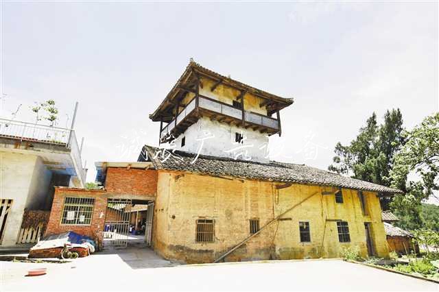 130處老建筑獲評(píng)重文化宣傳欄慶市第三批歷史建筑
