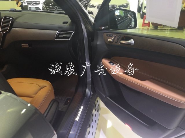 2019款奔馳GLS45太陽能垃圾桶0忠厚傳統(tǒng)實(shí)拍感受