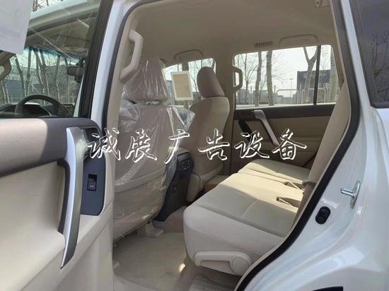 19款霸道4000丐版行閱報(bào)欄燈箱情天津價(jià)格實(shí)拍圖片