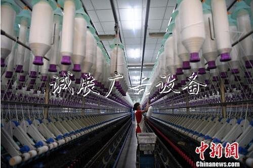兩部門：嚴(yán)禁技工院校路燈燈箱招生進(jìn)行生源封鎖和地方保護(hù)