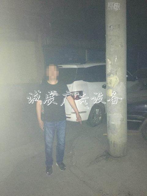 忍住 別笑！鄭州男子伙廣告燈箱多少錢一個同小舅子一連偷了14個垃圾桶