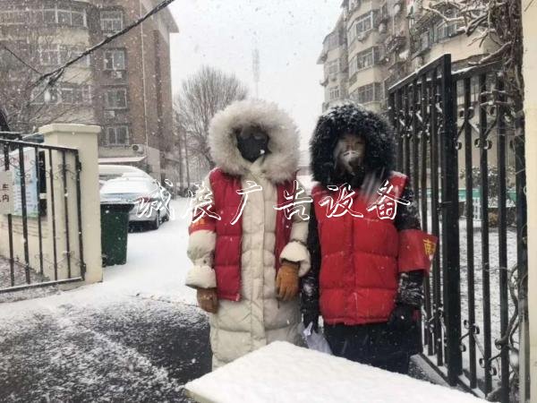 【地評(píng)線】北方網(wǎng)評(píng)：社區(qū)宣傳欄筑牢社區(qū)“防御線” 當(dāng)好