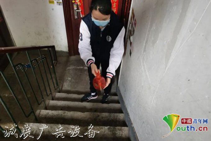 北京市西城區(qū)：“志愿黨建宣傳欄有我 愛衛(wèi)同行”愛國衛(wèi)生