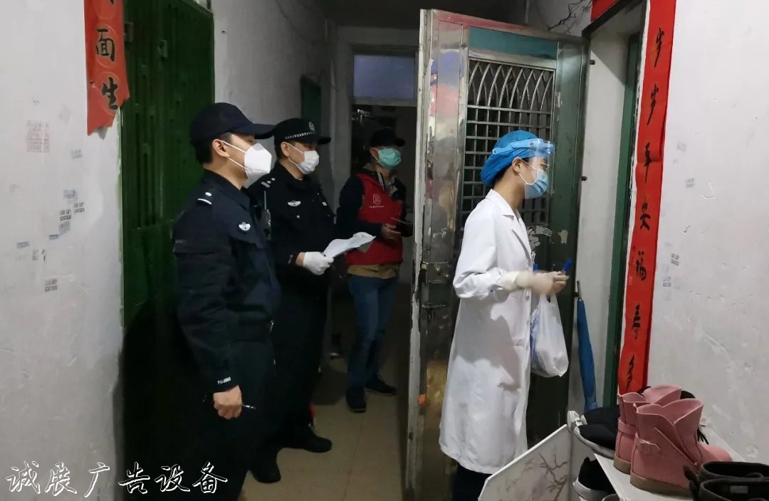 八卦嶺派出所：探索公指路牌安勤務(wù)新模式，推進(jìn)社區(qū)