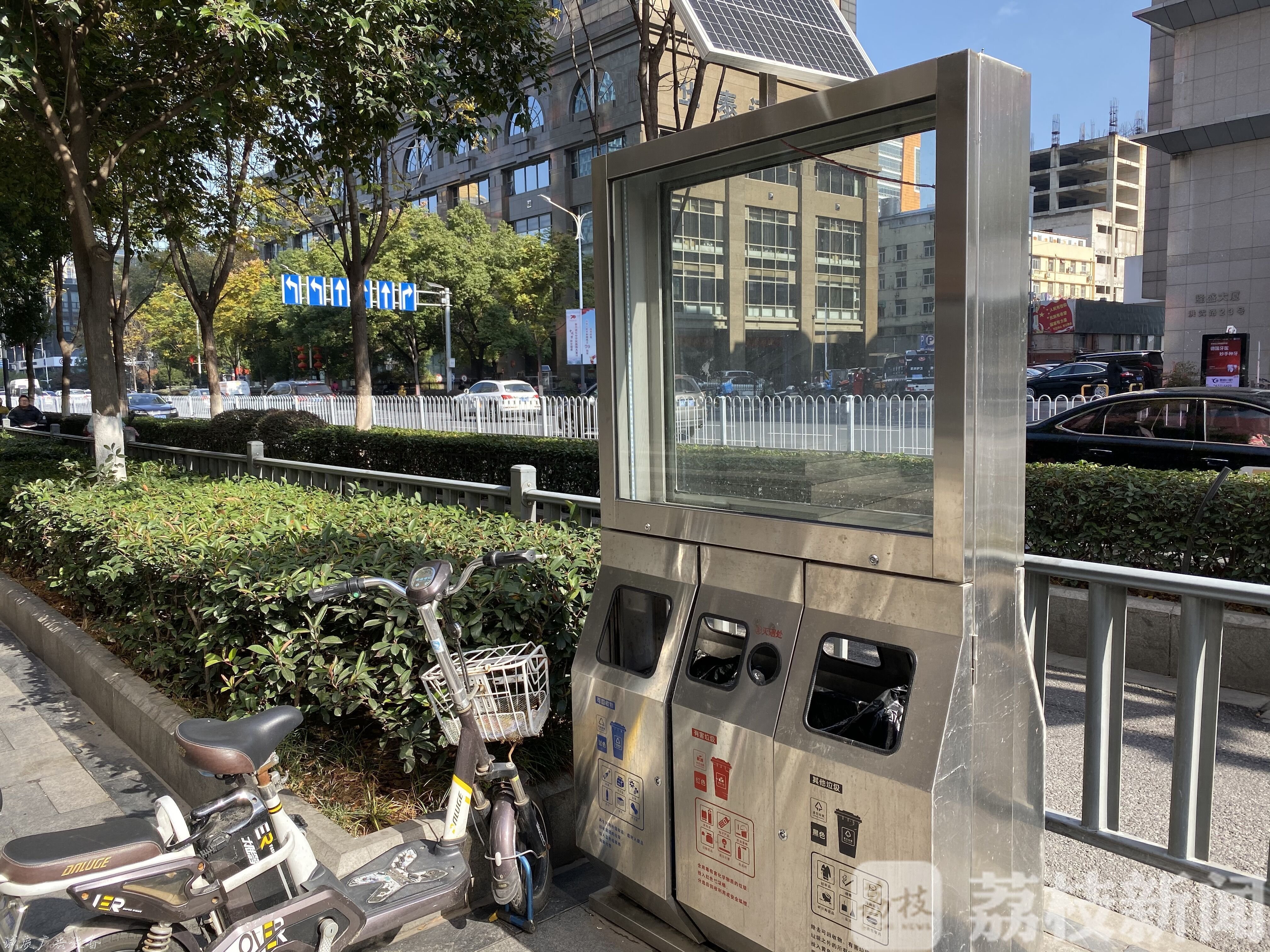 江蘇要取消路邊垃圾桶廣告燈箱？沒(méi)了垃圾桶，你會(huì)怎么