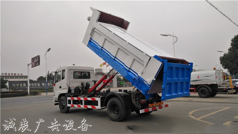 8噸建筑垃圾箱廠家_8噸建筑垃圾箱廠家報價柴油發(fā)電機組自動化控制分為半自動和全自動無人值守型.