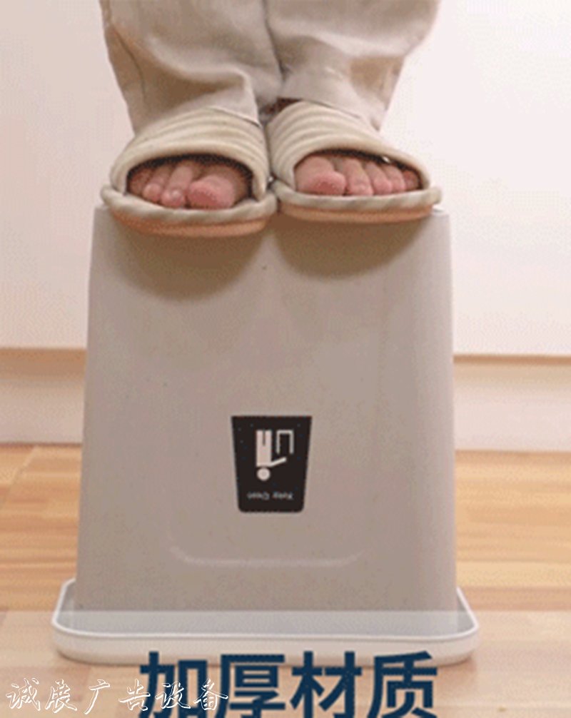 來自日本的干濕分離垃廣告燈箱圾桶，終于換掉了居委會