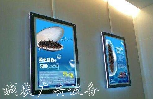 軟膜燈箱能不能放在戶外？